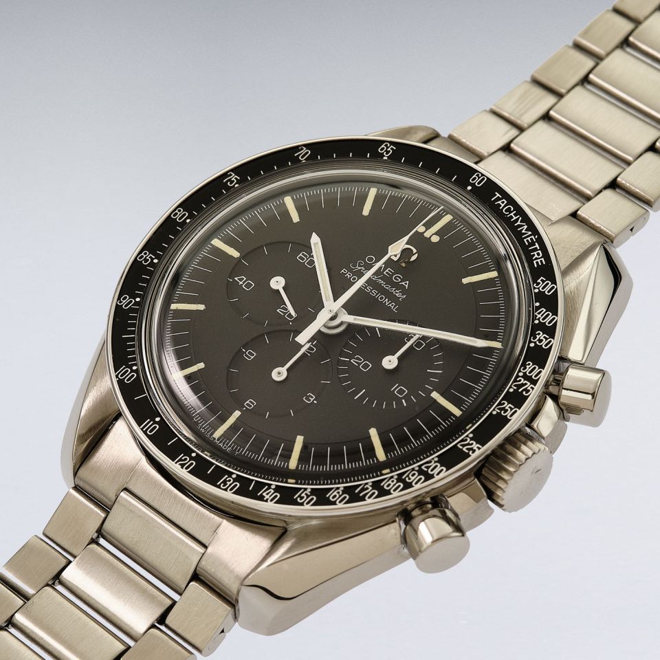 01417 Omega